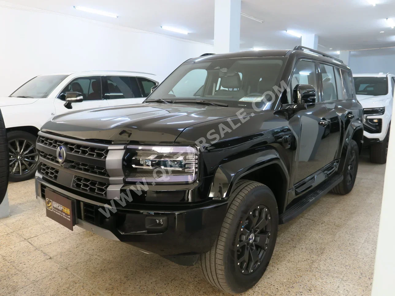 BYD  Denza  B5  2027  Automatic  0 Km  4 Cylinder  Four Wheel Drive (4WD)  SUV  Black  With Warranty