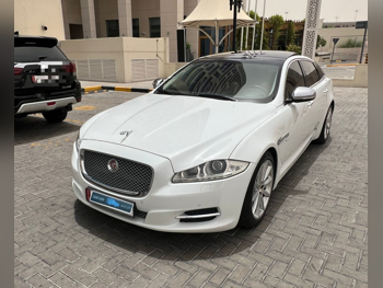جاكوار  اكس ج  6  2014  اوتوماتيك  104,000 كم  6 سلندر  دفع خلفي  سيدان  أبيض