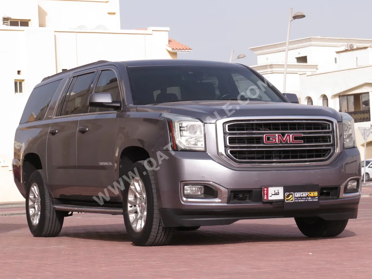 GMC Yukon XL 2019 Automatic 144,000 Km 8 Cylinder Four Wheel Drive (4WD) SUV Gray
