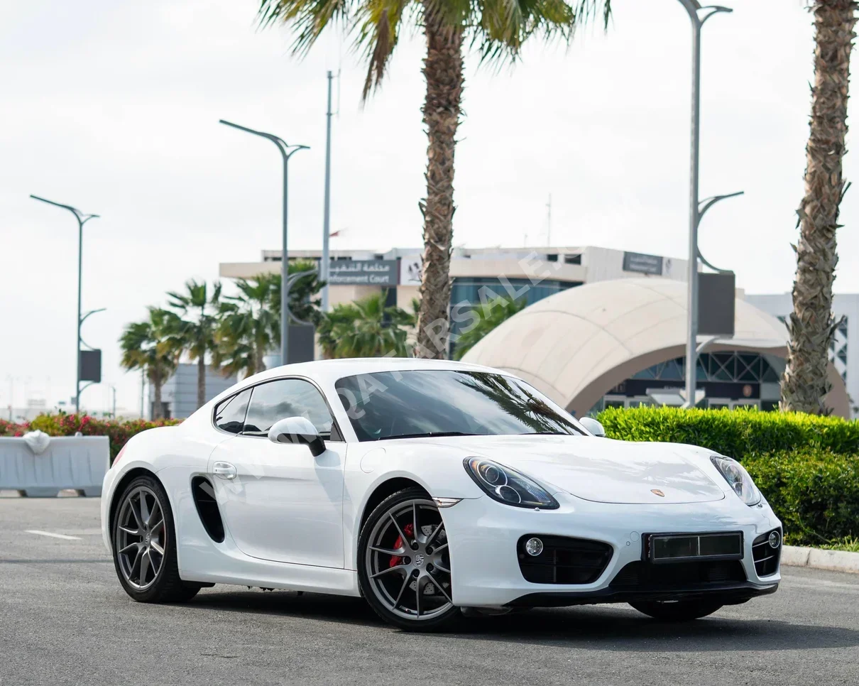 Porsche  Cayman  2014  Automatic  105,000 Km  6 Cylinder  Rear Wheel Drive (RWD)  Coupe / Sport  White