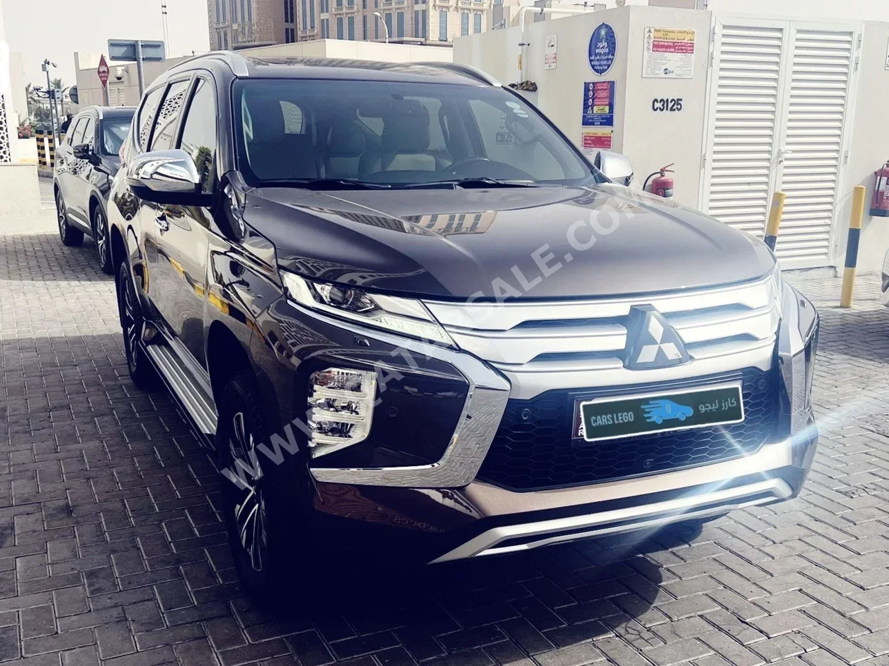 Mitsubishi Pajero Montero Sport 2023 Automatic 48,000 Km 6 Cylinder Four Wheel Drive (4WD) SUV Brown With Warranty