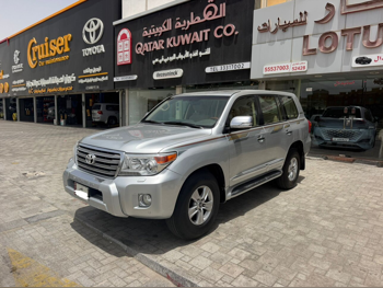 Toyota  Land Cruiser  GXR  2015  Automatic  235,000 Km  8 Cylinder  Four Wheel Drive (4WD)  SUV  Silver