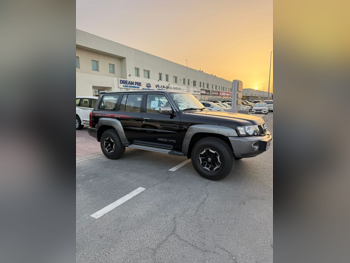 Nissan  Patrol  Super Safari  2020  Manual  5,000 Km  6 Cylinder  Four Wheel Drive (4WD)  SUV  Black