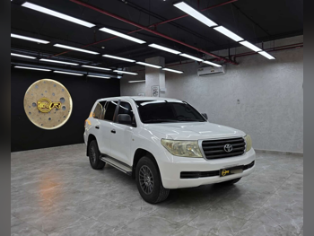 Toyota  Land Cruiser  G  2011  Automatic  230,000 Km  6 Cylinder  Four Wheel Drive (4WD)  SUV  White