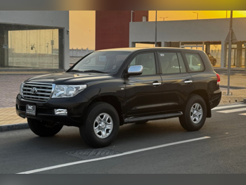 Toyota  Land Cruiser  VXR  2008  Automatic  460,000 Km  8 Cylinder  Four Wheel Drive (4WD)  SUV  Black