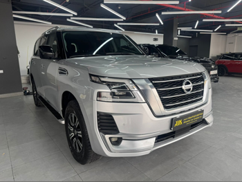 Nissan  Patrol  XE  2020  Automatic  179,000 Km  6 Cylinder  Four Wheel Drive (4WD)  SUV  Silver