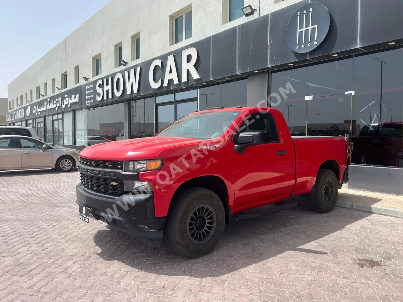 Chevrolet  Silverado  2021  Automatic  130,000 Km  8 Cylinder  Four Wheel Drive (4WD)  Pick Up  Red