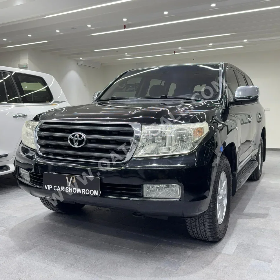 Toyota  Land Cruiser  GX  2010  Automatic  246,000 Km  6 Cylinder  Four Wheel Drive (4WD)  SUV  Black