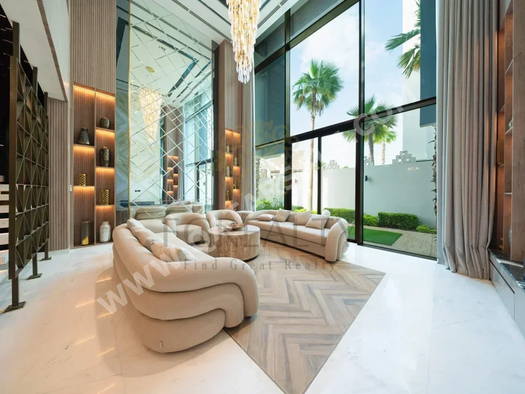 Compound  - Fully Furnished  - Doha  - The Pearl  - 5 Bedrooms