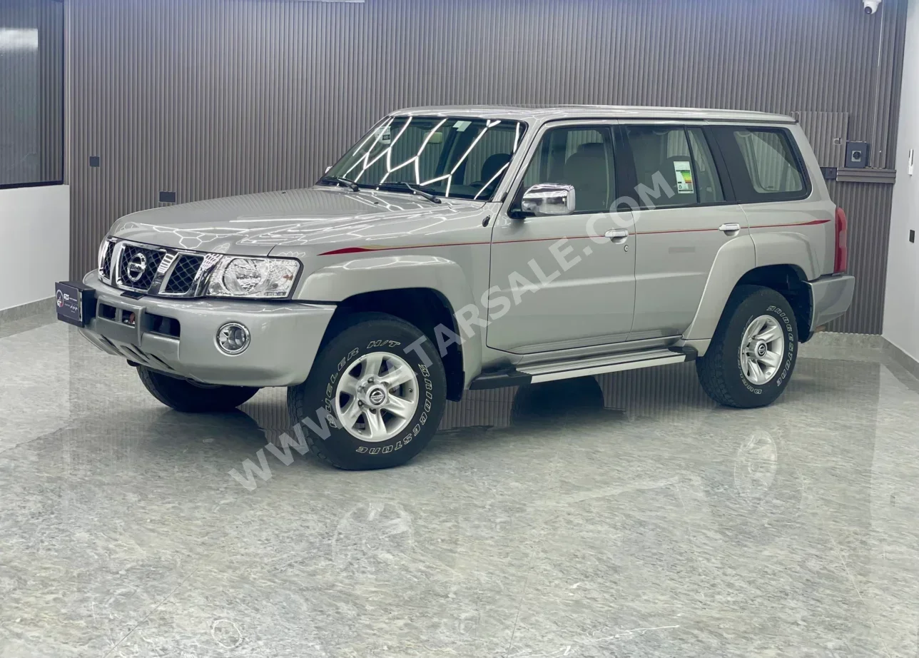 Nissan Patrol Safari 2023 Manual 63,000 Km 6 Cylinder Four Wheel Drive (4WD) SUV Silver With Warranty