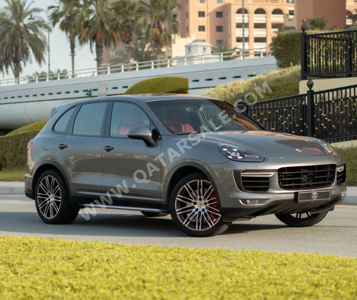 Porsche Cayenne Turbo 2016 Automatic 88,000 Km 8 Cylinder All Wheel Drive (AWD) SUV Gray