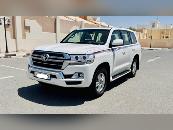 Toyota  Land Cruiser  GXR  2020  Automatic  229,000 Km  6 Cylinder  Four Wheel Drive (4WD)  SUV  White