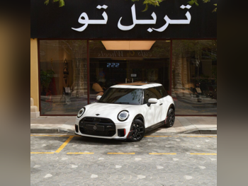 Mini  Cooper  JCW  2025  Automatic  16,560 Km  4 Cylinder  Front Wheel Drive (FWD)  Hatchback  White  With Warranty