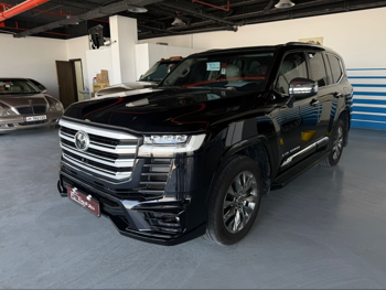 Toyota  Land Cruiser  VXR Twin Turbo  2022  Automatic  121,000 Km  6 Cylinder  Four Wheel Drive (4WD)  SUV  Black