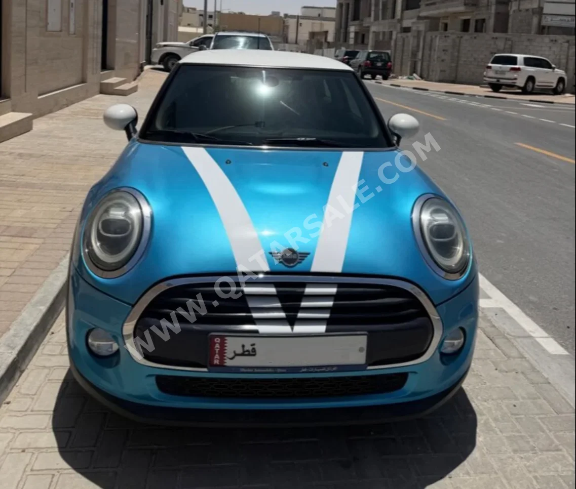 Mini Cooper 2019 Automatic 86,000 Km 4 Cylinder Front Wheel Drive (FWD) Hatchback Blue With Warranty