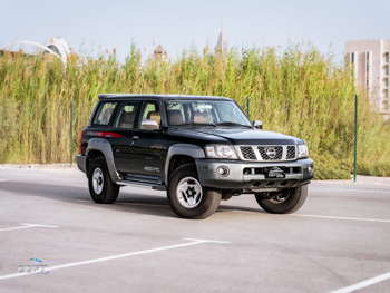Nissan Patrol Super Safari 2022 Automatic 123,000 Km 6 Cylinder Four Wheel Drive (4WD) SUV Black