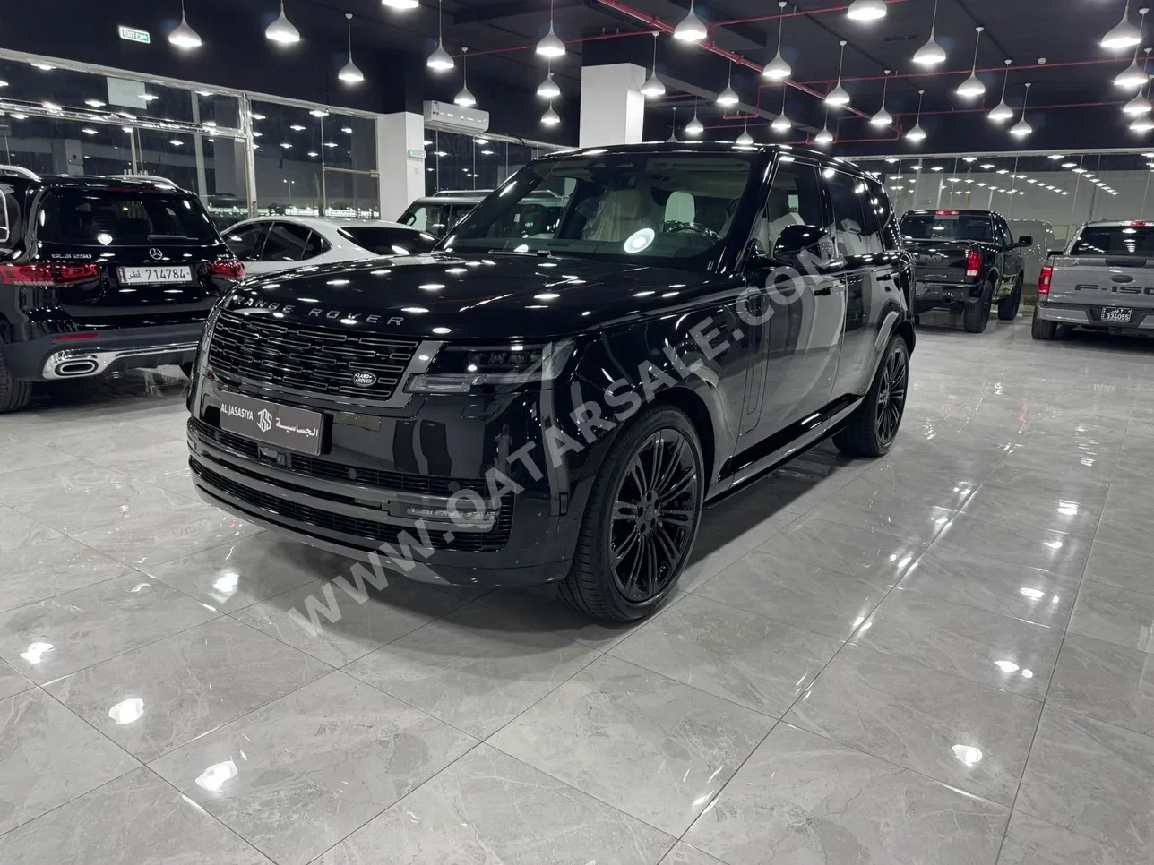 Land Rover Range Rover Vogue SE 2026 Automatic 0 Km 6 Cylinder Four Wheel Drive (4WD) SUV Black With Warranty