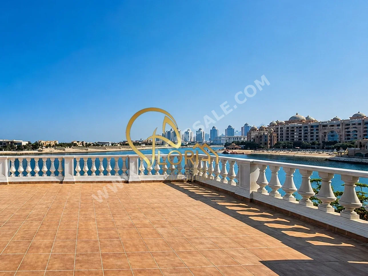 Townhouse - Not Furnished - Doha - The Pearl - 2 Bedrooms