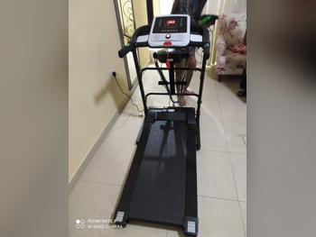أجهزة اللياقة البدنية - الات المشي
