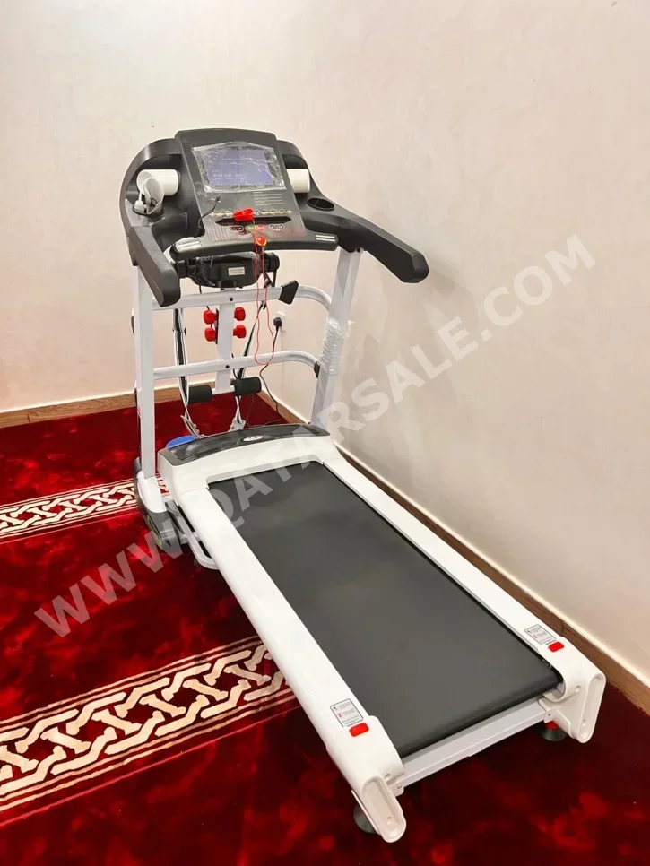 أجهزة اللياقة البدنية - الات المشي