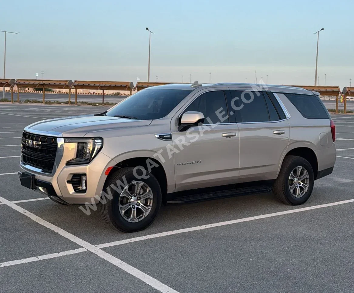 GMC Yukon SLE 2023 Automatic 1,800 Km 8 Cylinder Rear Wheel Drive (RWD) SUV Gold With Warranty