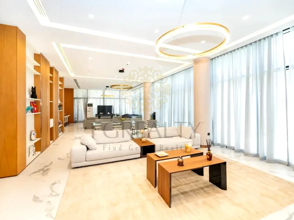 Compound  - Semi Furnished  - Doha  - The Pearl  - 6 Bedrooms