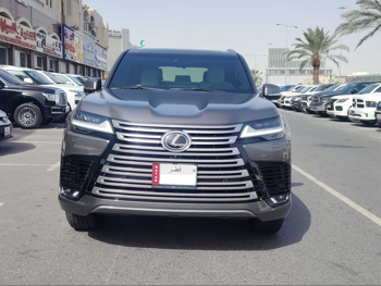 Lexus  LX  600 Luxury  2024  Automatic  21,000 Km  6 Cylinder  Four Wheel Drive (4WD)  SUV  Gray  With Warranty