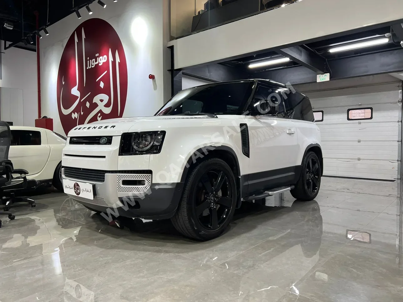 Land Rover  Defender  90 HSE  2021  Automatic  109,000 Km  6 Cylinder  Four Wheel Drive (4WD)  SUV  White
