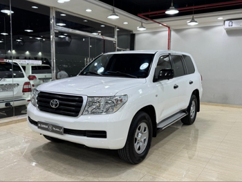 Toyota  Land Cruiser  G  2012  Automatic  156,000 Km  6 Cylinder  Four Wheel Drive (4WD)  SUV  White