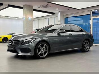 Mercedes-Benz  C-Class  200  2017  Automatic  75,000 Km  4 Cylinder  Rear Wheel Drive (RWD)  Sedan  Gray