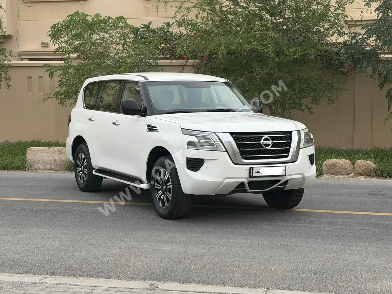 Nissan Patrol XE 2020 Automatic 200,000 Km 6 Cylinder Four Wheel Drive (4WD) SUV White