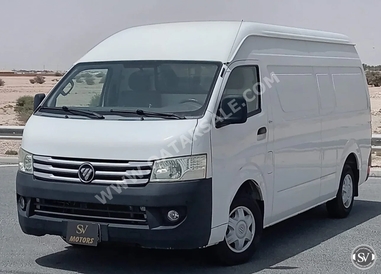 Foton View CS2 2023 Manual 82,000 Km 4 Cylinder Rear Wheel Drive (RWD) Van / Bus White