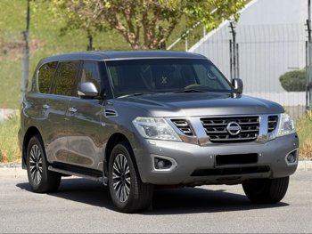 Nissan  Patrol  SE  2015  Automatic  228,000 Km  8 Cylinder  Four Wheel Drive (4WD)  SUV  Gray