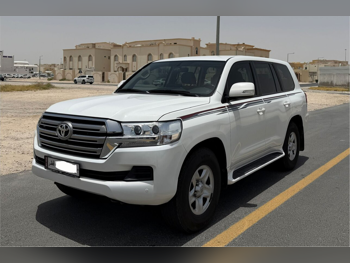 Toyota  Land Cruiser  GXR  2020  Automatic  105,000 Km  6 Cylinder  Four Wheel Drive (4WD)  SUV  White