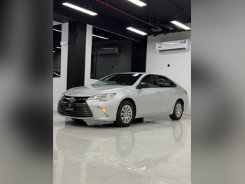 Toyota Camry GL 2016 Automatic 189,000 Km 4 Cylinder Front Wheel Drive (FWD) Sedan Silver
