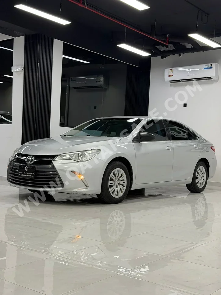 Toyota Camry GL 2016 Automatic 189,000 Km 4 Cylinder Front Wheel Drive (FWD) Sedan Silver