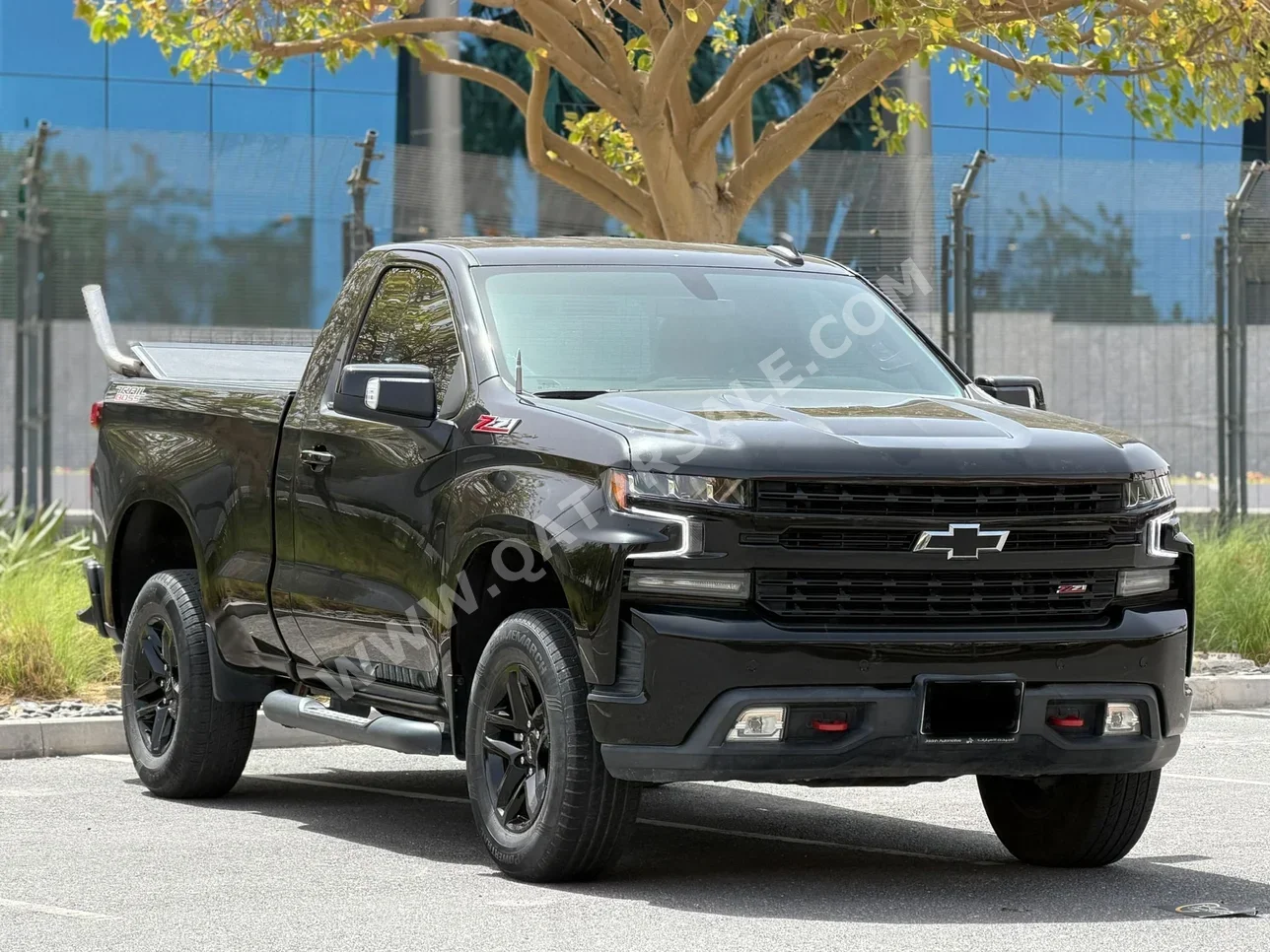 Chevrolet  Silverado  Trail Boss  2021  Automatic  71,000 Km  8 Cylinder  Four Wheel Drive (4WD)  Pick Up  Black