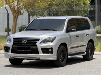 Lexus  LX  570  2012  Automatic  234,000 Km  8 Cylinder  Four Wheel Drive (4WD)  SUV  Silver