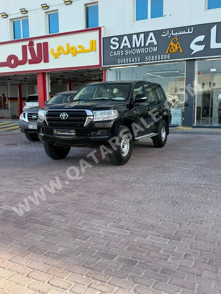 Toyota Land Cruiser G 2016 Automatic 340,000 Km 6 Cylinder Four Wheel Drive (4WD) SUV Black