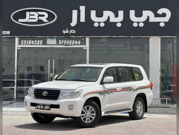 Toyota  Land Cruiser  GX  2012  Automatic  389,000 Km  6 Cylinder  Four Wheel Drive (4WD)  SUV  White