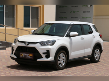 Toyota Raize 2024 Automatic 24,000 Km 4 Cylinder Four Wheel Drive (4WD) SUV White With Warranty