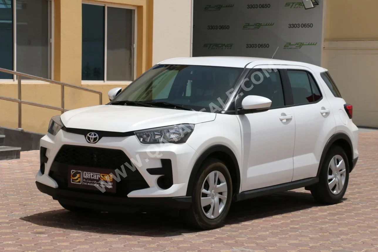 Toyota  Raize  2024  Automatic  24,000 Km  4 Cylinder  Four Wheel Drive (4WD)  SUV  White  With Warranty