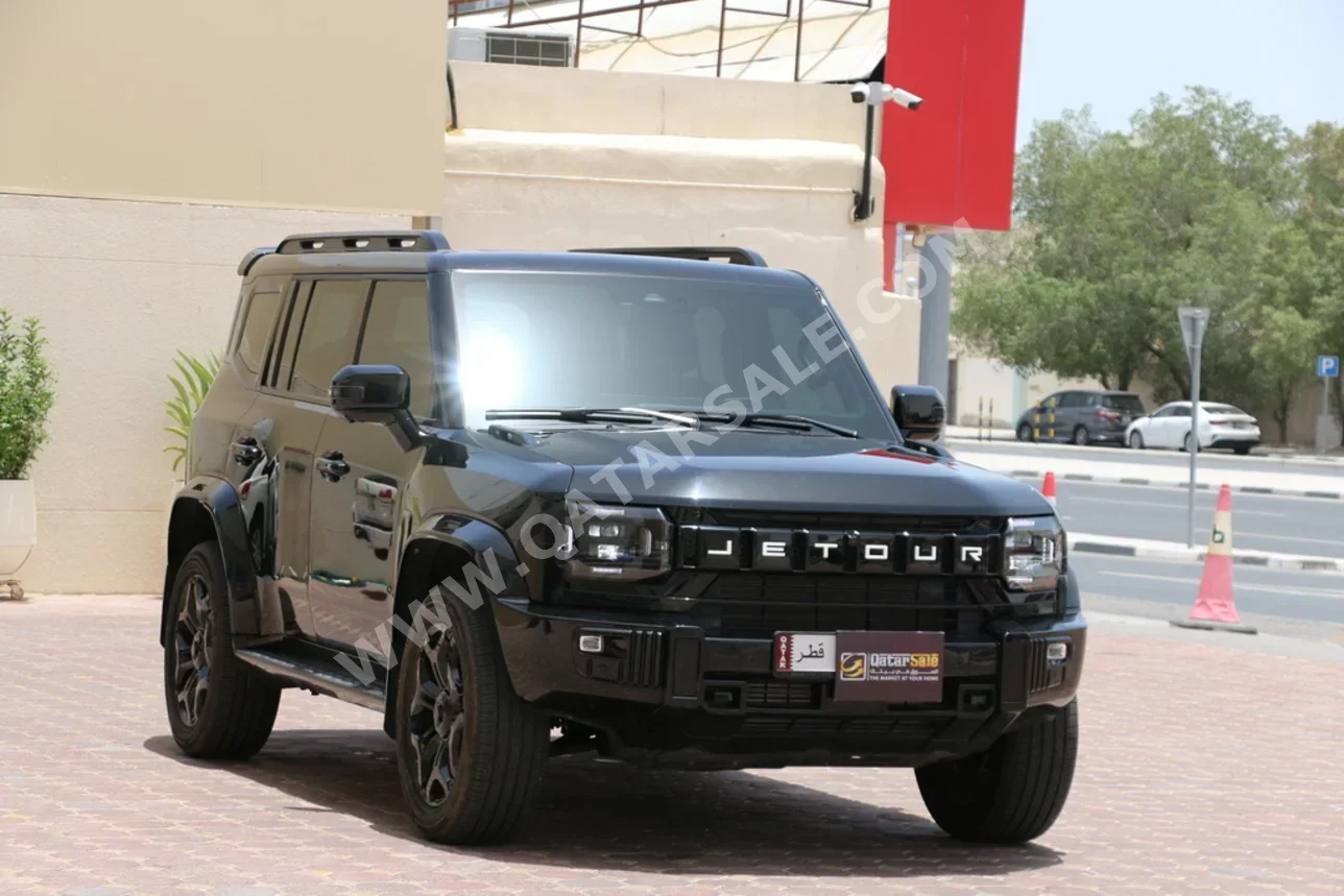 Jetour  T2  I-DM  2025  Automatic  31,000 Km  4 Cylinder  Four Wheel Drive (4WD)  SUV  Black  With Warranty