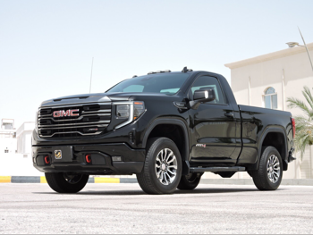 GMC Sierra AT4 2023 Automatic 57,000 Km 8 Cylinder Four Wheel Drive (4WD) Pick Up Black With Warranty