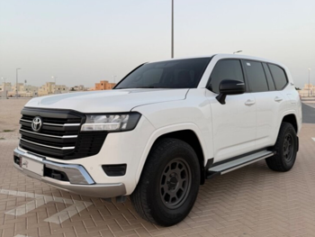 Toyota Land Cruiser GX 2022 Automatic 125,000 Km 6 Cylinder Four Wheel Drive (4WD) SUV White