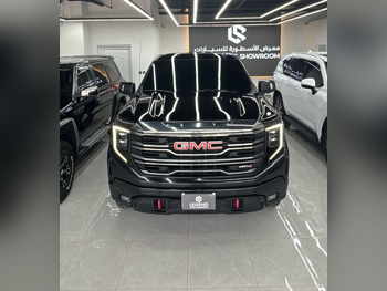 GMC Sierra AT4 2023 Automatic 82,000 Km 8 Cylinder Four Wheel Drive (4WD) Pick Up Black With Warranty