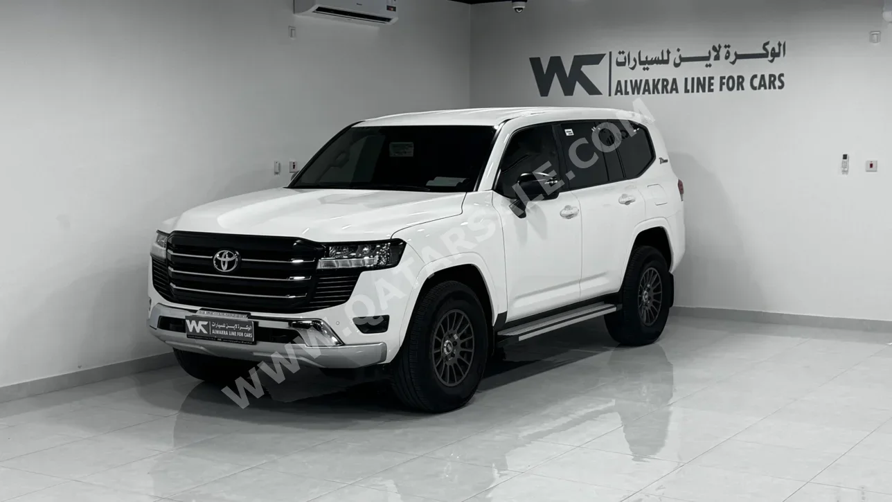 Toyota  Land Cruiser  G  2022  Automatic  120,000 Km  6 Cylinder  Four Wheel Drive (4WD)  SUV  White