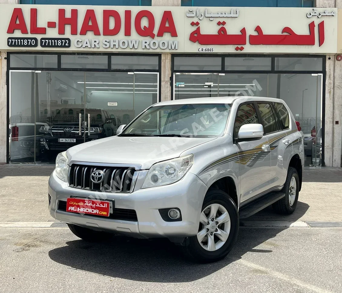 Toyota Prado 2013 Automatic 240,000 Km 6 Cylinder Four Wheel Drive (4WD) SUV Silver