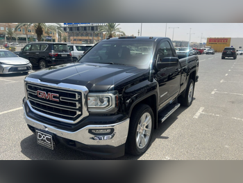 GMC Sierra 1500 2016 Automatic 249,000 Km 8 Cylinder Four Wheel Drive (4WD) SUV Black
