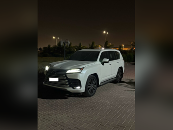 Lexus LX 600 Luxury 2024 Automatic 0 Km 6 Cylinder All Wheel Drive (AWD) SUV White With Warranty